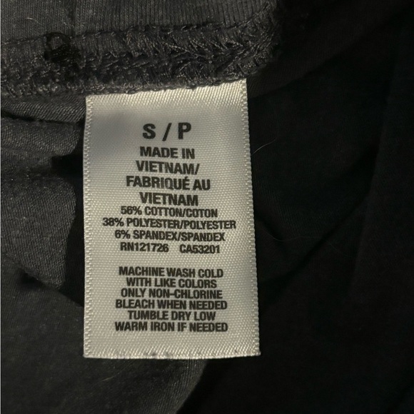 Aeropostale dark gray leggings. Size small - Picture 3 of 6